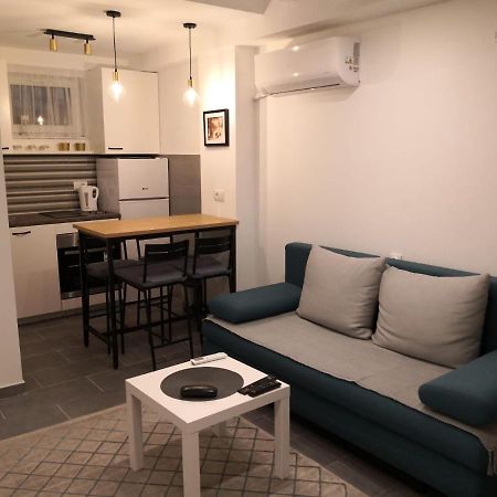 Bibi Zahumska Apartman Белград Экстерьер фото